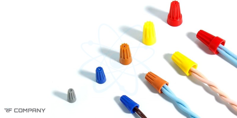 کانکتور پیچی