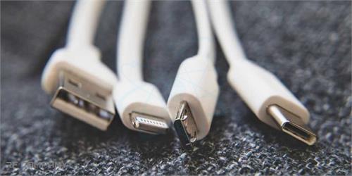 کانکتور USB